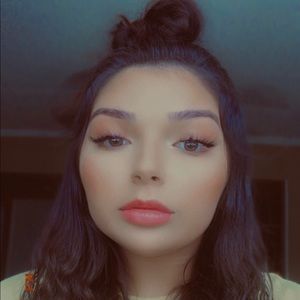 Meet your Posher, Chasity